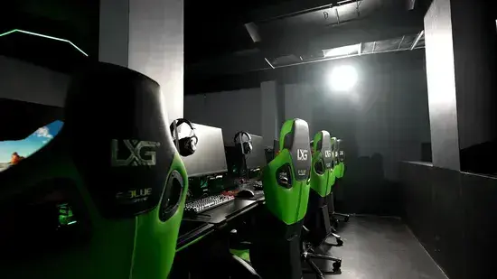 LXG (League of Extraordinary Gamers)