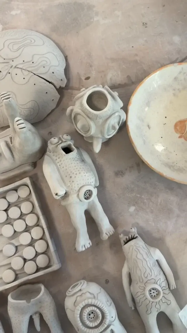 Aura Vase Pottery Farm