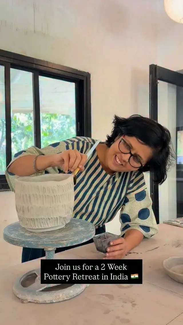 Aura Vase Pottery Farm